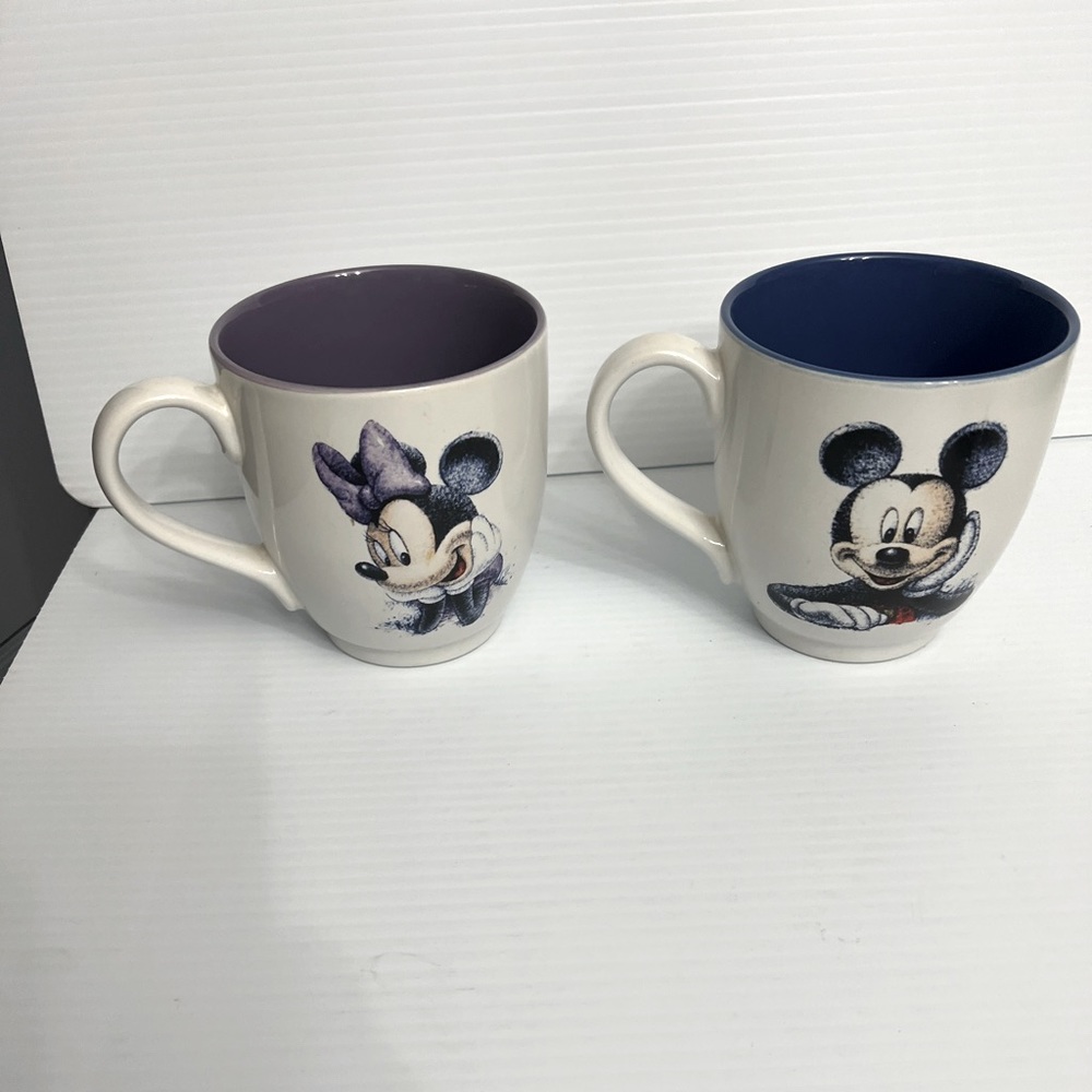 Vintage DISNEY STORE Mickey Mouse Mug Jumbo Coffee Tea, Stippling, Sketch